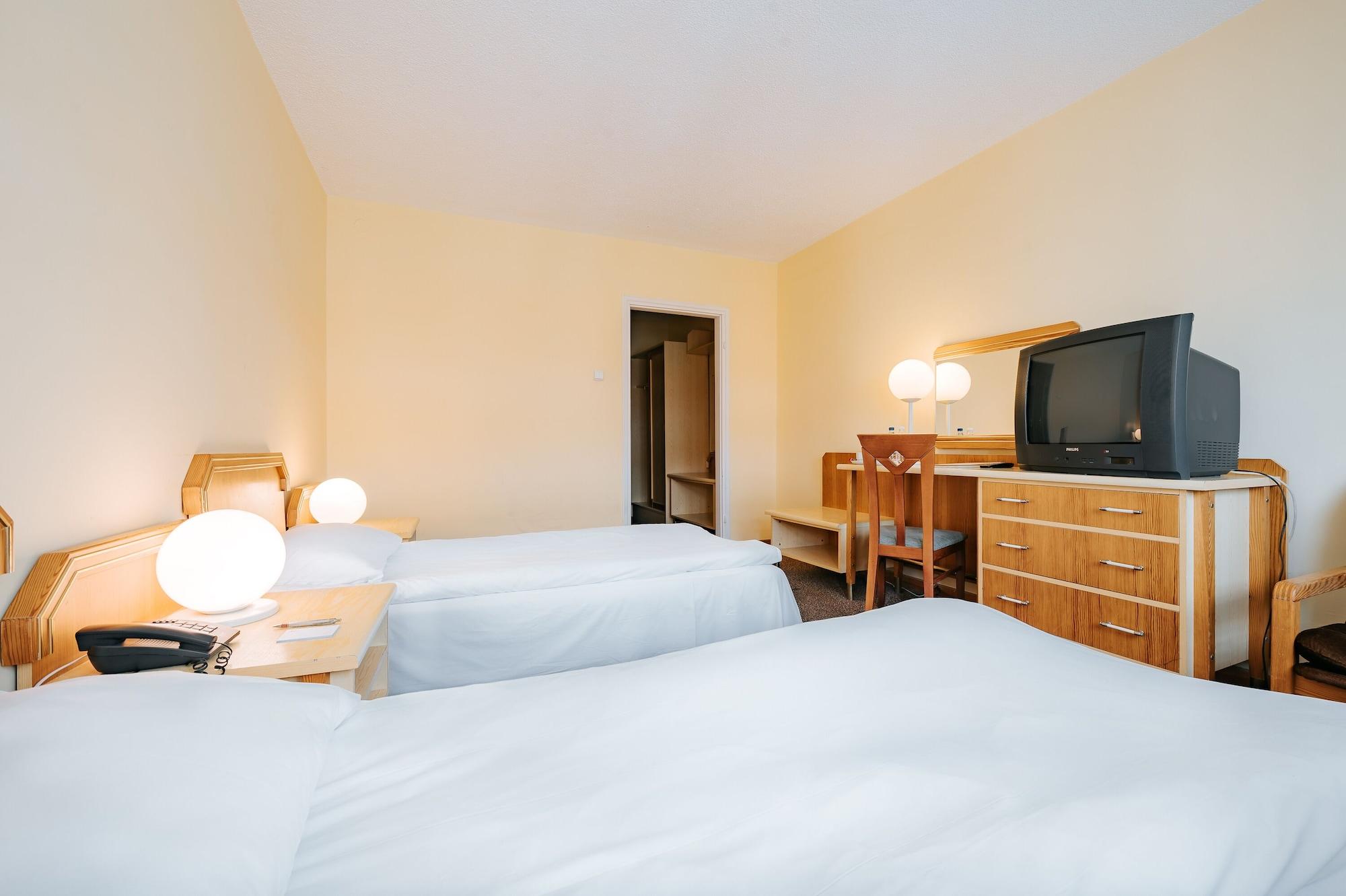 Sangate Hotel Airport Warszawa Zewnętrze zdjęcie