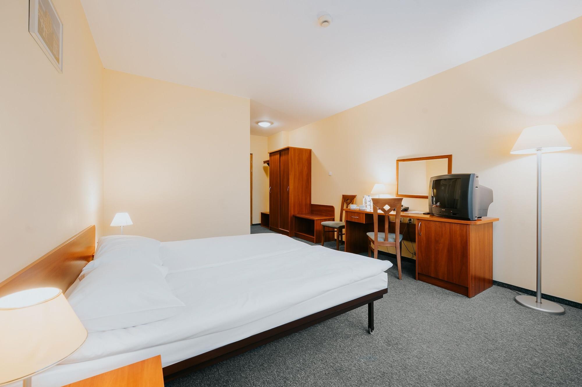 Sangate Hotel Airport Warszawa Zewnętrze zdjęcie