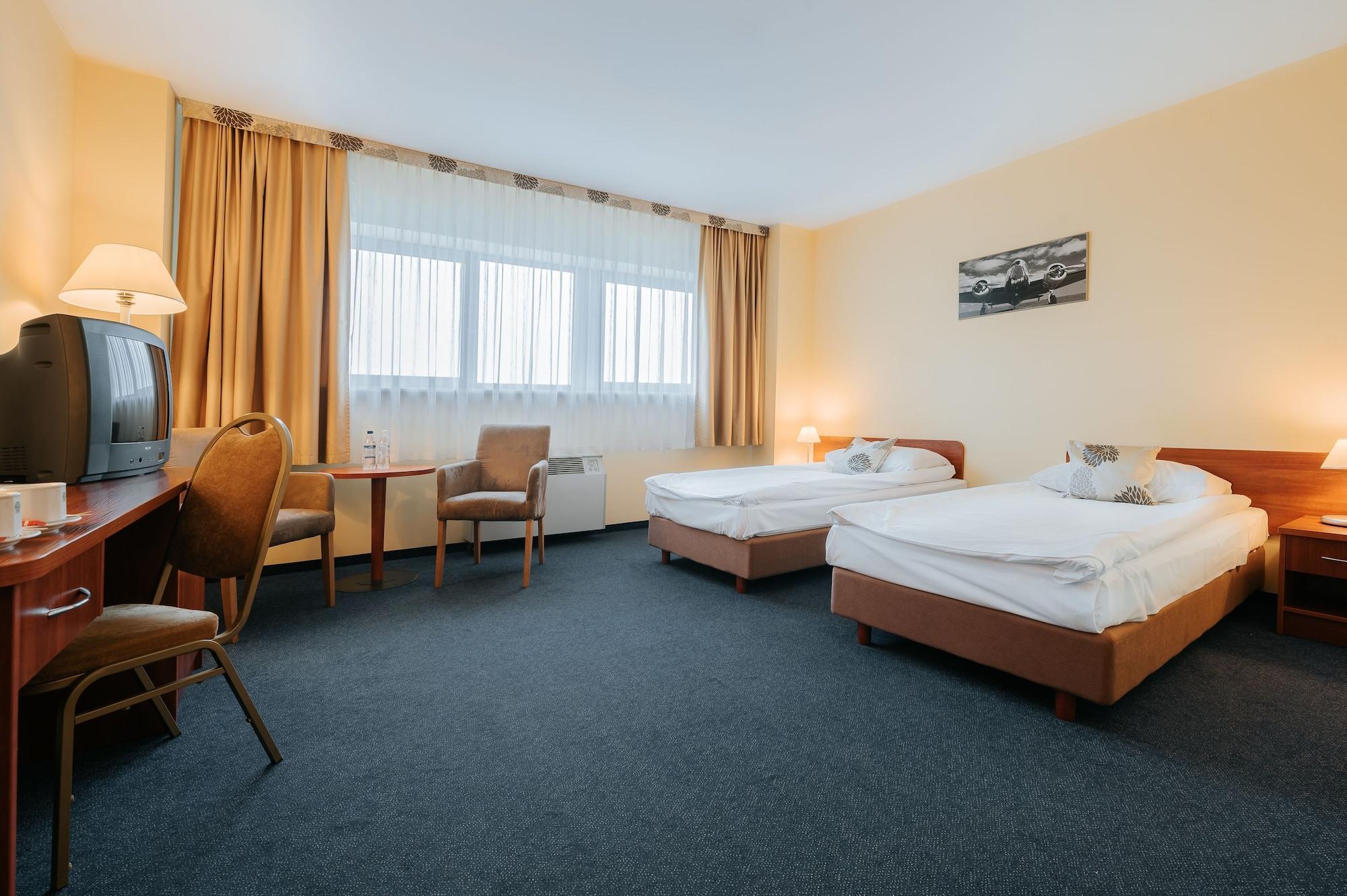 Sangate Hotel Airport Warszawa Zewnętrze zdjęcie