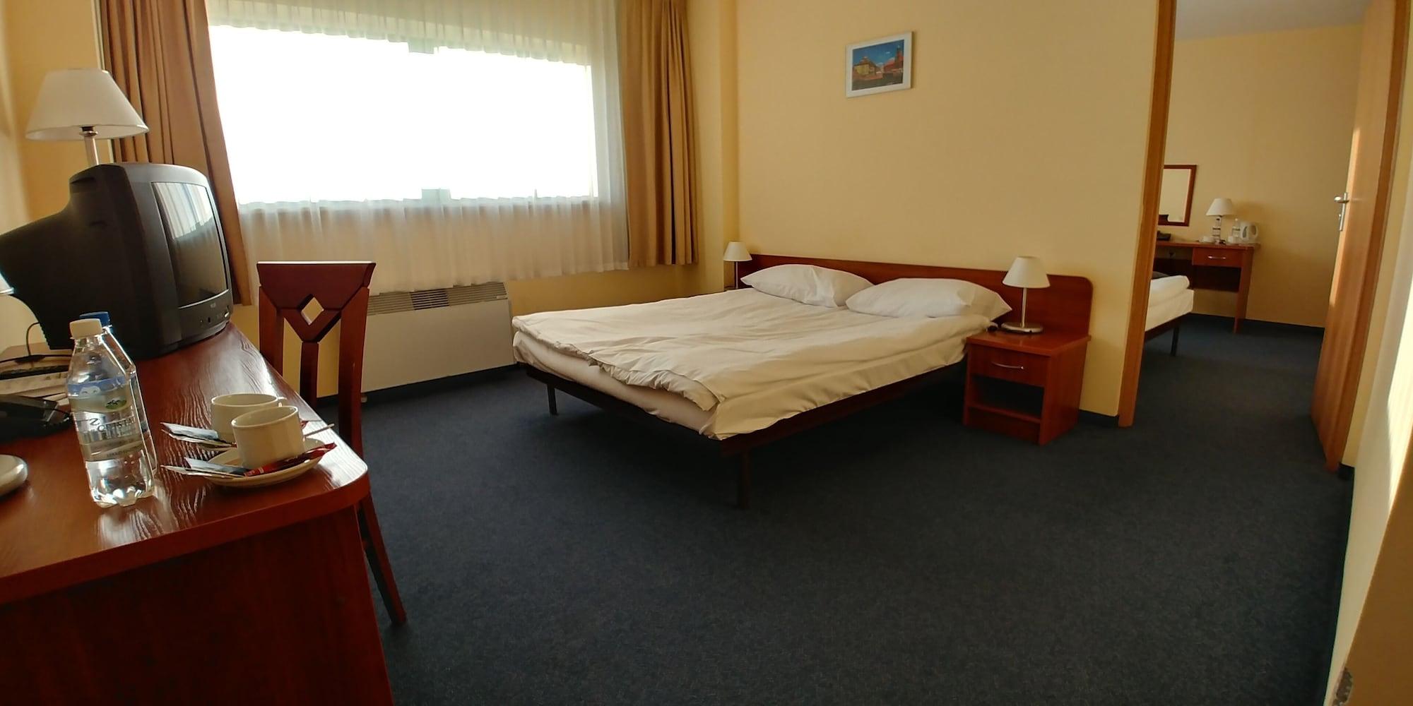 Sangate Hotel Airport Warszawa Zewnętrze zdjęcie