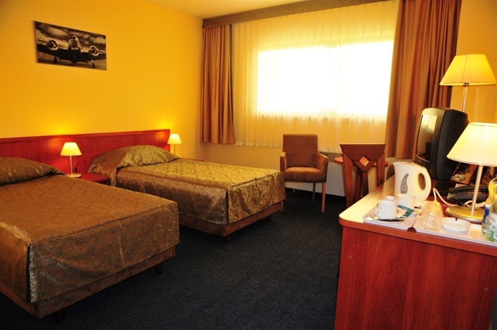 Sangate Hotel Airport Warszawa Zewnętrze zdjęcie