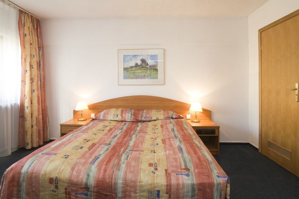 Sangate Hotel Airport Warszawa Zewnętrze zdjęcie