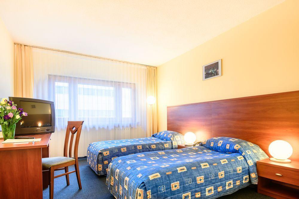 Sangate Hotel Airport Warszawa Zewnętrze zdjęcie
